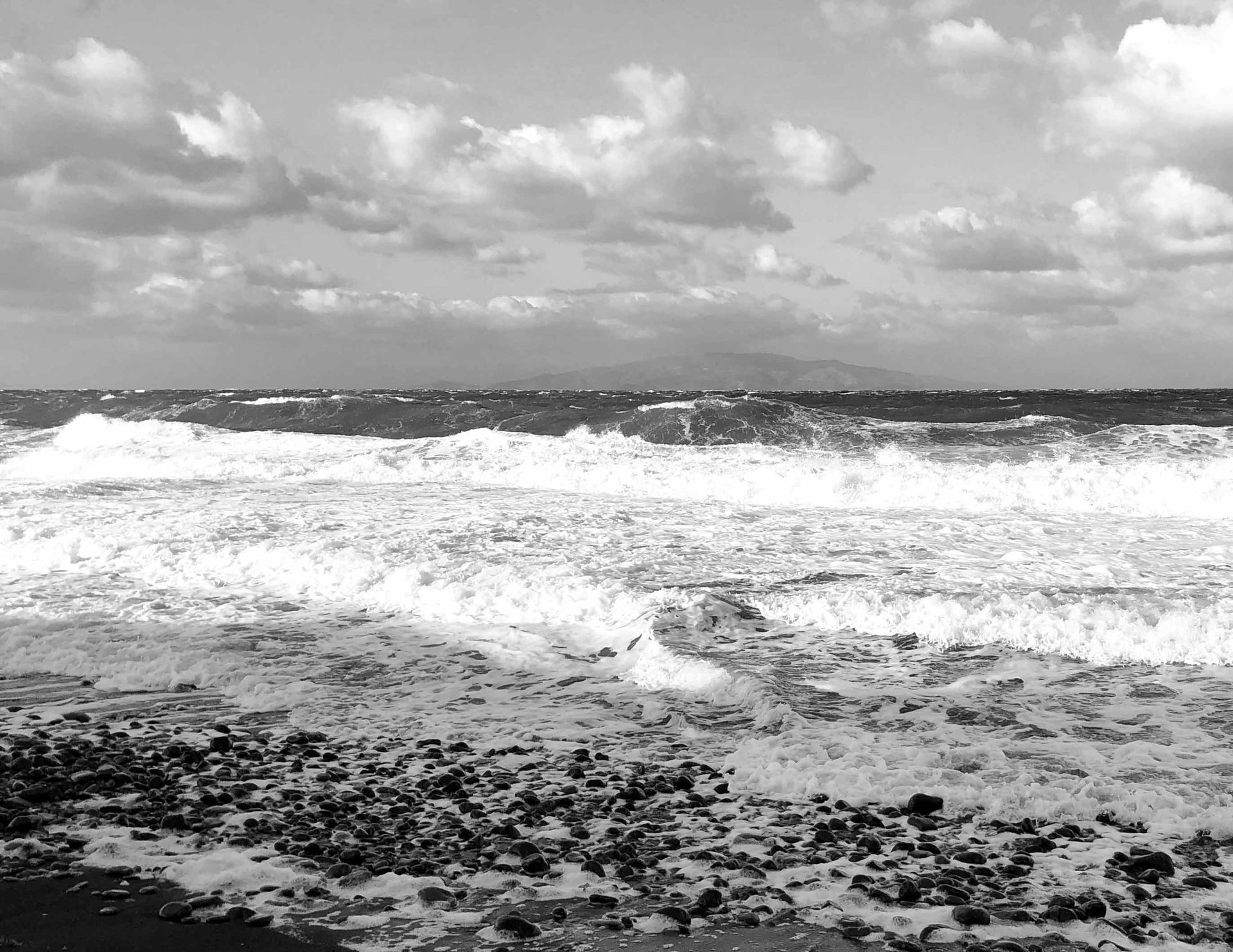The remote northern shore of Santorini - where Kolumbo began